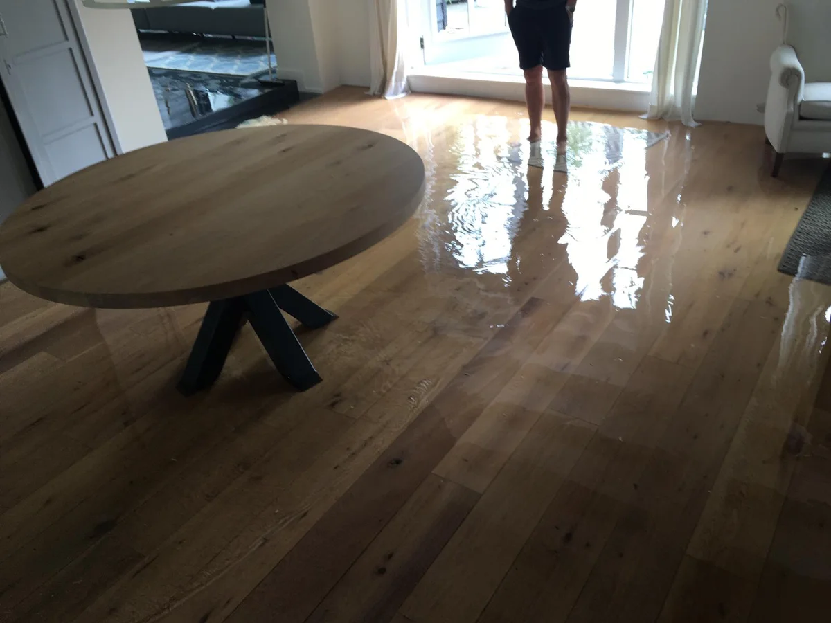 Diensten-drogen-waterschade